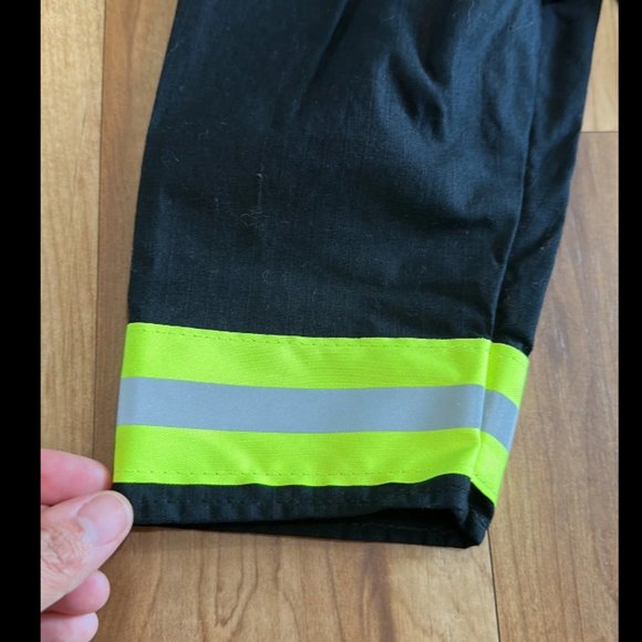 Fireman pants for Halloween costume / Size 18-24 months - Picture 3 of 3